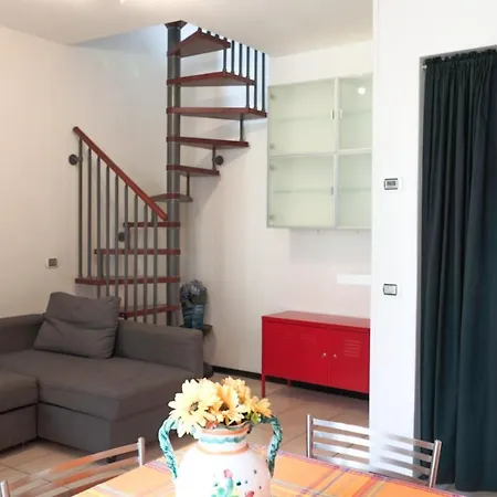 Bilocale Accogliente Tra E Milano Appartement Saronno