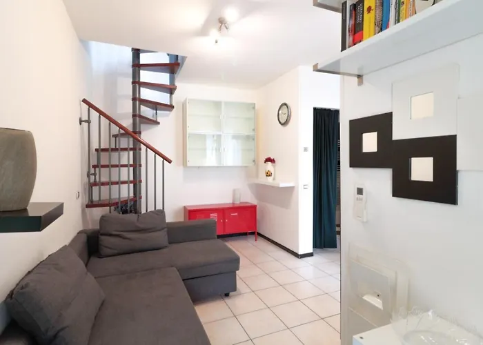 Bilocale Accogliente Tra E Milano Apartamento